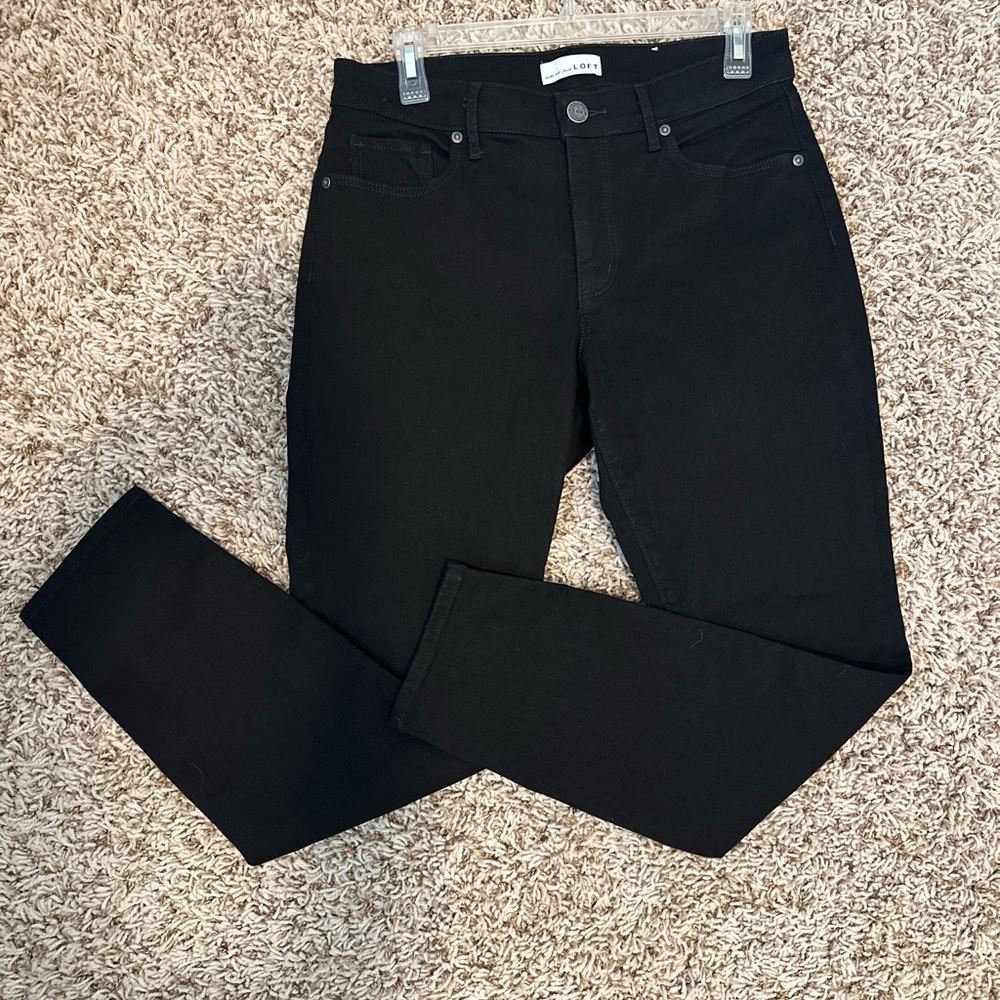Loft Black, Curvy, Skinny Jeans Size 8